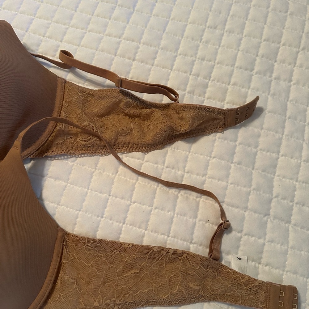 Set of 2 Natori Feathers Underwire Bra 38C Cafe Nude Lace Bra - Picture 9 of 9